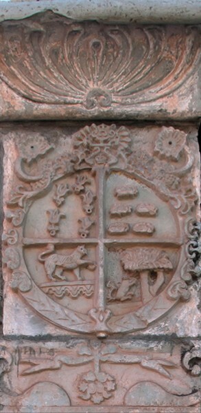 House on the square, pillar escutcheon - Yanhuitlan, Oaxaca