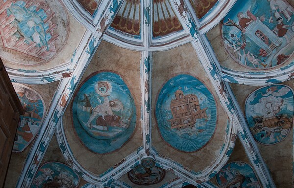 Webbing paintings: Cain & Abel (L); Noah's Ark (R) - Tecamachalco, Puebla, La Asunción de Nuestra Señora, sotocoro