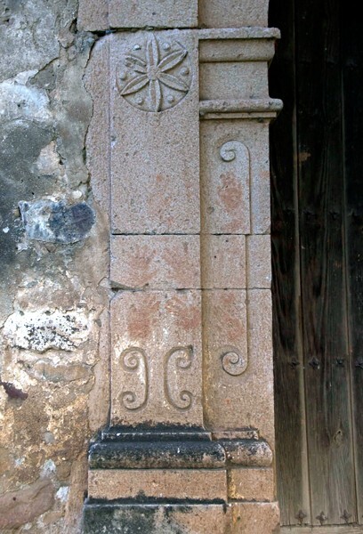 La Asunción, façade portal, left pilasters - Zoatlán, Nyarit