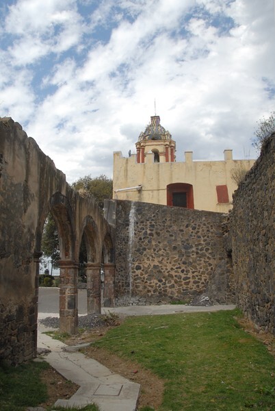 San Pablo, capilla abierta & exterior church nave - Oztotepec, México