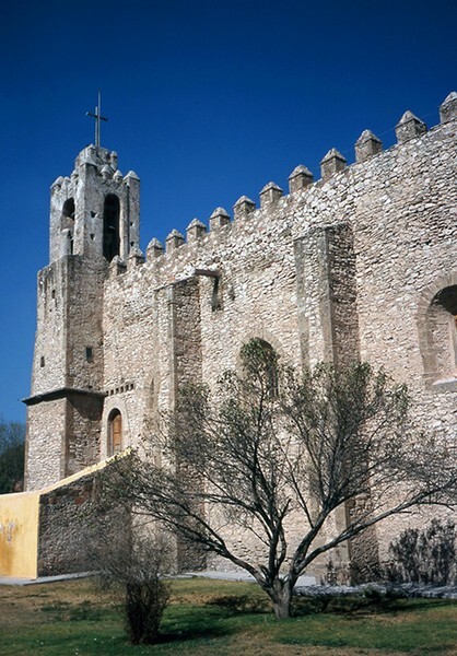 Santiago, exterior nave & bell-tower - Atotonilco Tula, Hidalgo
