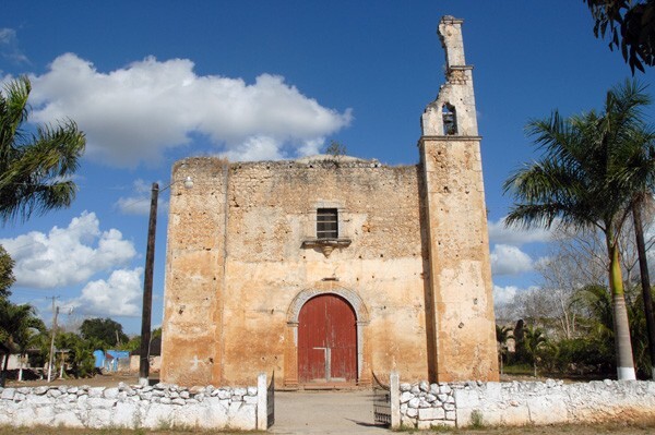 San Román, façade - Chan Cenote, Yucatán