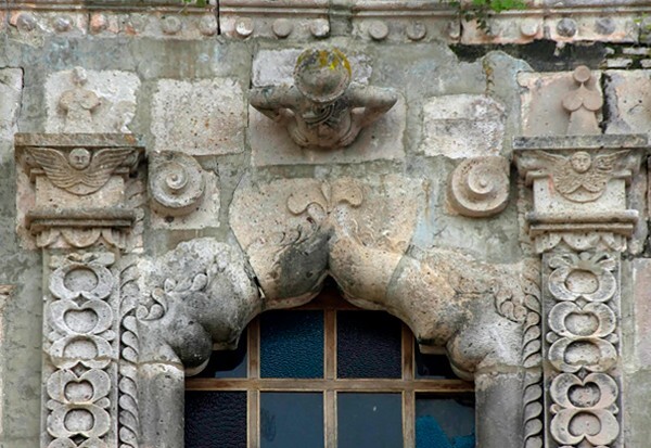 San José, façade, choir loft window & Judas Iscariot - Copala, Sinaloa