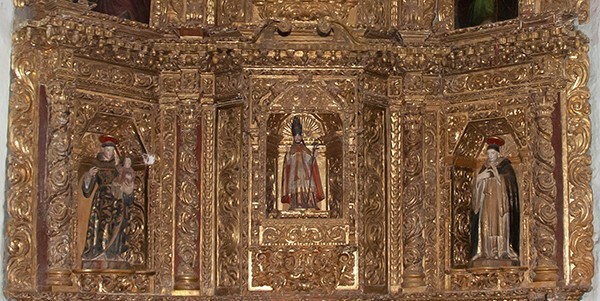 San Nicolás de Bari, high altar, lower tier - San Nicolás Obispo, Michoacán