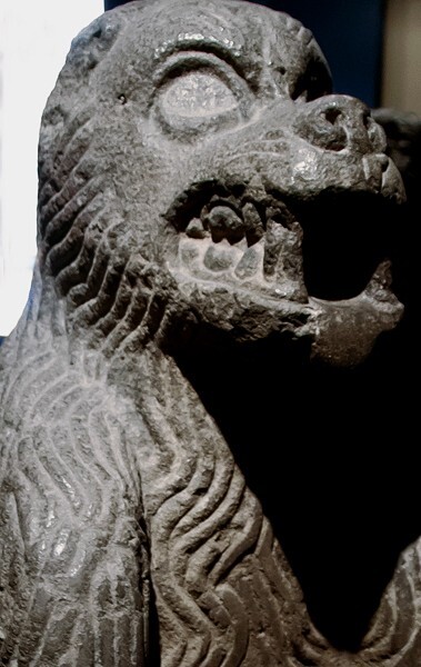 Puebla, Puebla, Museo de Antropología, Tepeaca rollo lion detail - Puebla