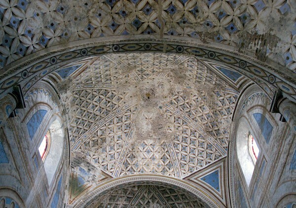 El Divino Señor, apse rib vault - El Divino Señor, façade, portería, N door, nave & atrial wall cross