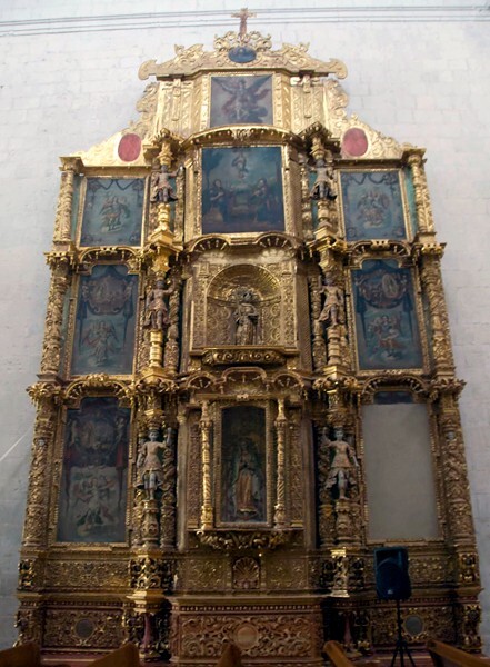 Santo Domingo, nave Nuestra Señora de los Dolores altar - Yanhuitlán, Oaxaca