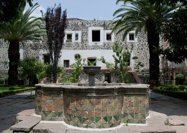 Convento fountain - Nuestra Señora del Carmen