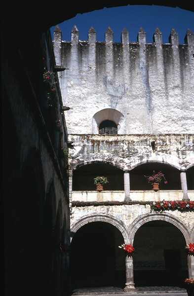 Cloister - La Asunción de Nuestra Señora (Catedral), façade, porciúncula door, capilla abierta, cloister