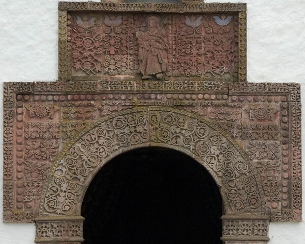 Angahuan, Michoacán, Santiago Apóstol, façade portal & architrave - The Sixteenth Century: Monastic Architecture in the New World