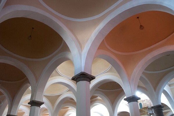 Capilla Real, cupolas - San Gabriel, capilla real