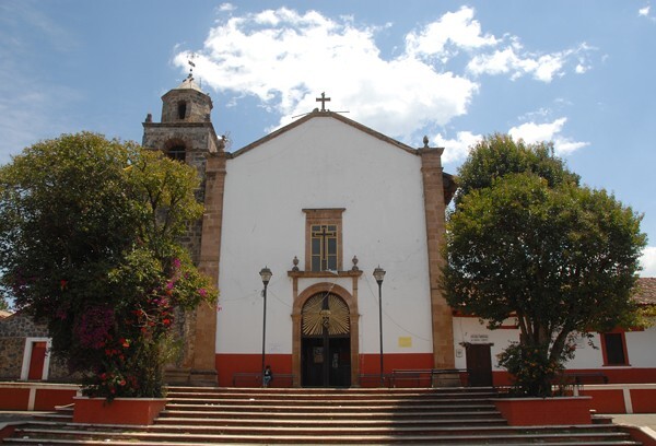 Nuestra Señora del Perdón, façade & bell-tower - Zirahuén, Michoacán