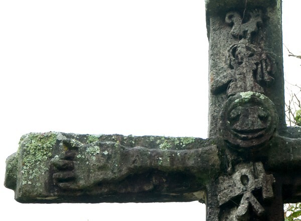 Atrial cross, left arm & finial - La Asunción de Nuestra Señora