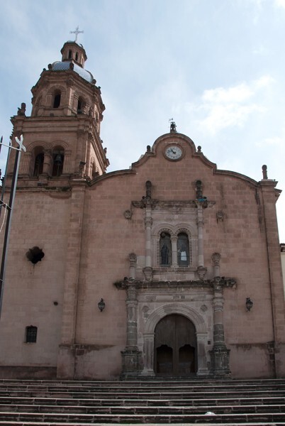 Santa Ana, façade & bell-tower - Zacapú, Michoacán