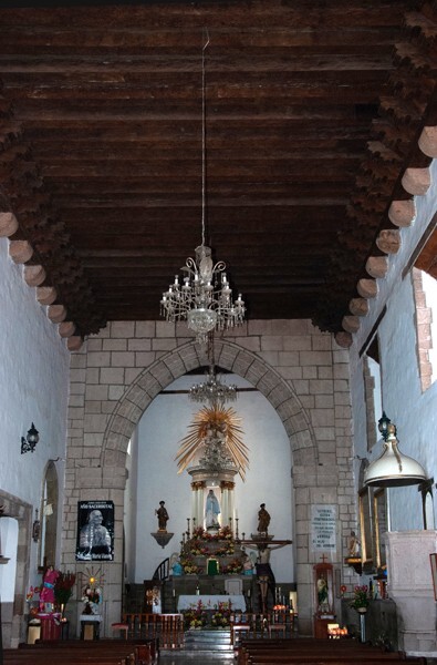 Nave & chancel arch - SS Pedro y Pablo