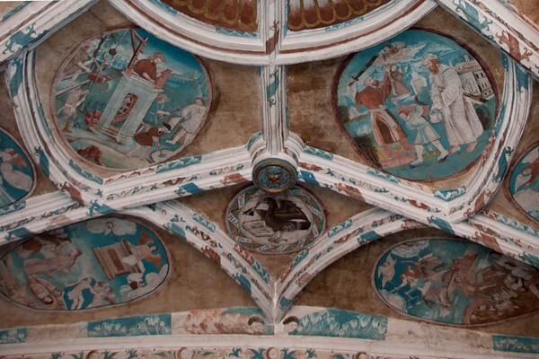 Webbing paintings: Tower of Babel (L); Sacrifice of Isaac (R) - Tecamachalco, Puebla, La Asunción de Nuestra Señora, sotocoro