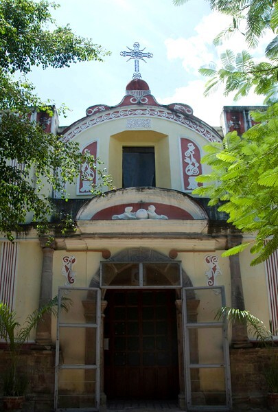 Santo Domingo, façade - Tonalá, Oaxaca