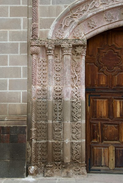 La Concepción de Nuestra Señora, façade portal, left pillars - Otumba, México