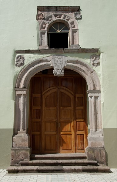 La Inmaculada Concepción, façade portal - Zacapú, Michoacán