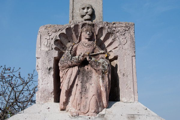 El Señor de la Expiración, atrial cross, front base figure - Capacho, Michoacán