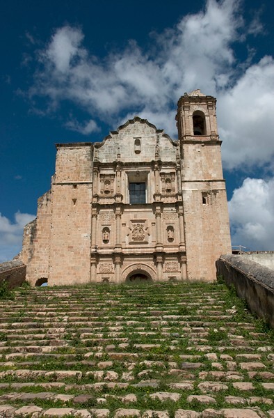 Façade & atrial steps - Façade & Capilla Abierta