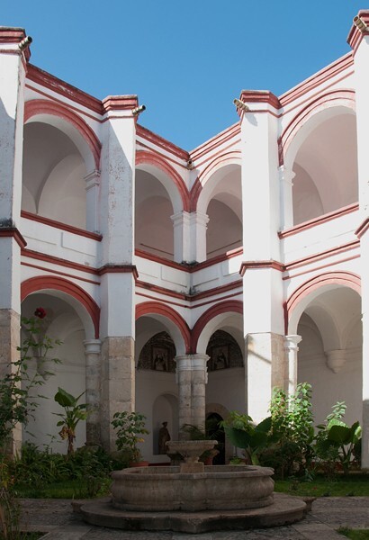 SS Pedro y Pablo, cloister - Etla, Oaxaca, San Pedro y San Pablo
