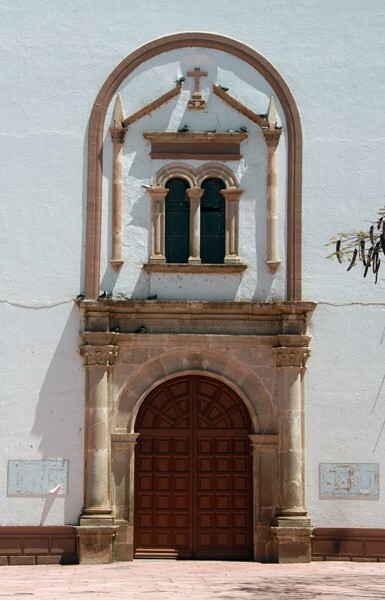 San Agustín, façade, main portal & ajimez - Jacona, Michoacán