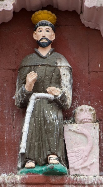 Façade, central niche sculpture - San Francisco & capilla abierta