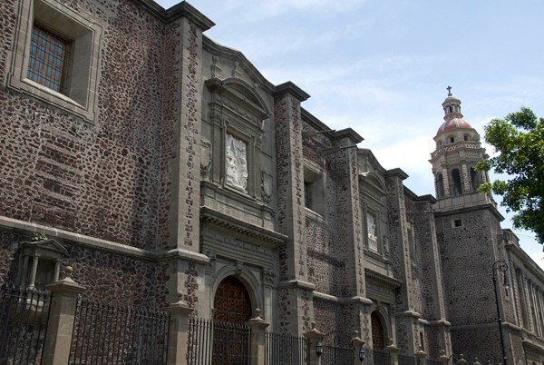 Twin portals - La Encarnación