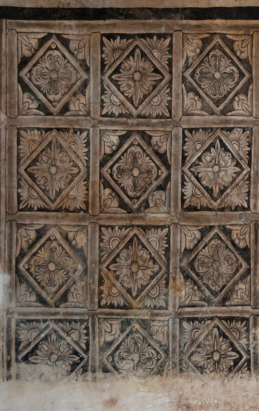 Prior's cell mural, diaper motif detail - San Miguel Arcángel