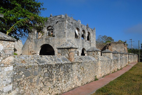 San Francisco, atrial wall & Camarín de la Virgen - Popolá, Yucatán