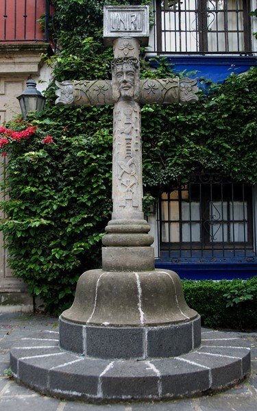 Calle Rivera 17, cross, front - San Angel