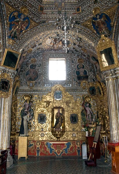 W transept - West Transept