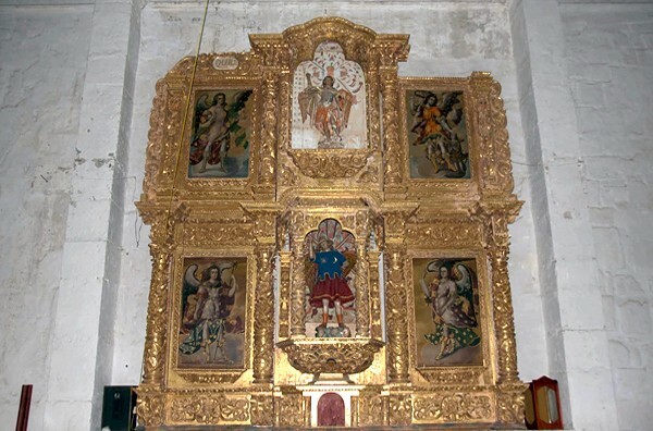 Nave Los Arcángeles altar - Nave, altars, choir, baptistry, pulpit