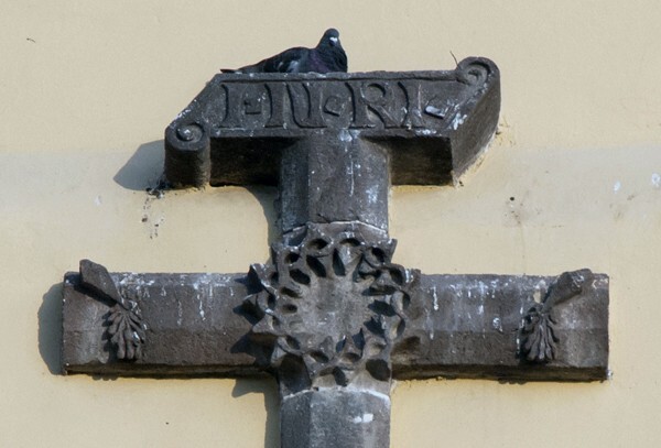 Choir loft window, pediment cross, crossing - San Juan Evangelista