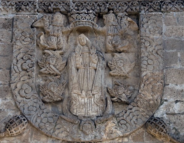 San Andrés, NE posa, S façade, Coronation of the Virgin - San Andrés, Northeast posa chapel