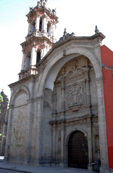 Façade & bell-tower - San Felipe el Viejo