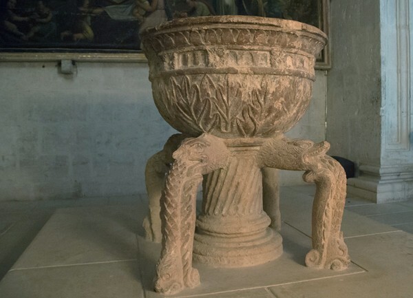 Baptismal font - Sotocoro, nave & sanctuary vaulting