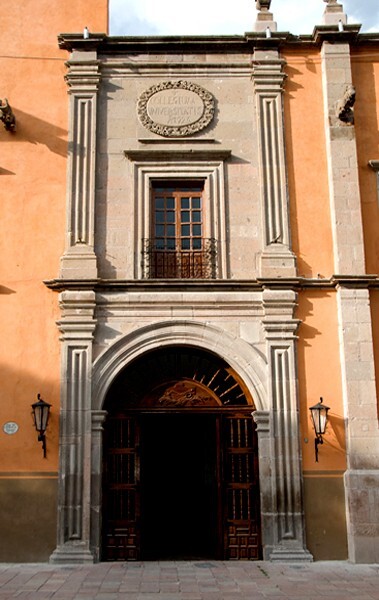 Convento portal - San Francisco