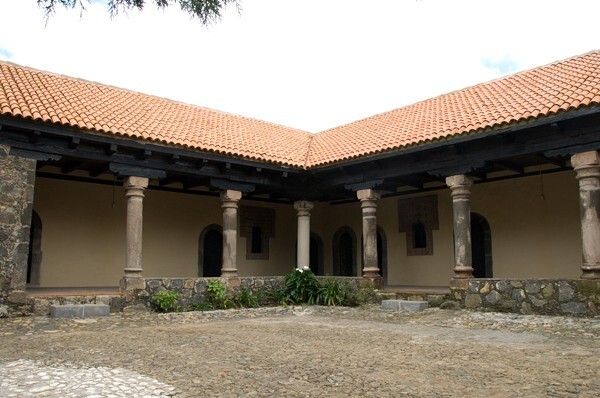 Patio - Guatápera (Pueblo Hospital)