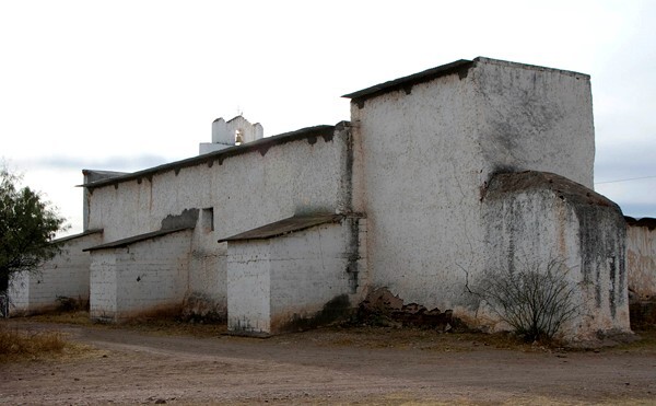 Santiago Apóstol, apse & buttressing - Babonoyaba, Chihuahua