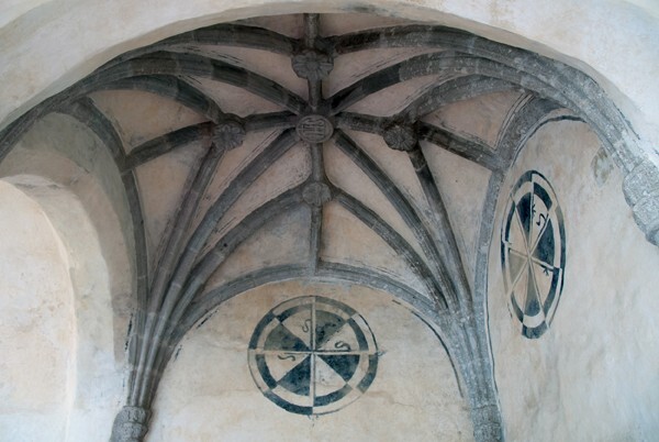 Upper cloister walk, testera ribbed vault - Cloister, convento, capilla abierta & posas, atrial cross