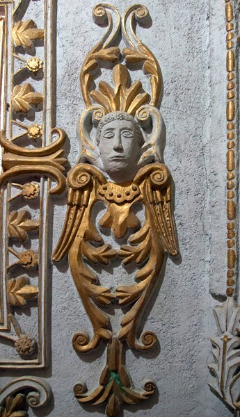Sacristy relief, angel - Santa María, Capilla de la Candelaria