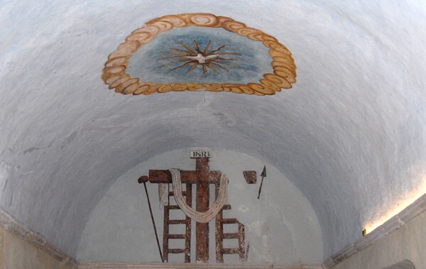 Nave alcove, Calvary mural - San Miguel Arcángel, façade & nave