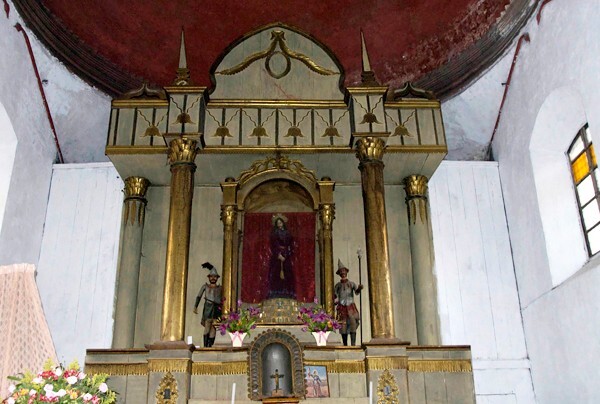 La Caridad, Capilla de Nuestro Señor, altar - San Cristóbal de las Casas, Chiapas