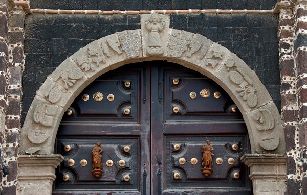 La Ascención, façade, main portal archivolt, - Tezoyuca, México