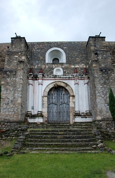 San Miguel, lateral (North) portal - Achiutla, Oaxaca