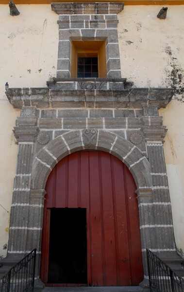 Santiago Apóstol, lateral portal - Tonalá, Jalisco