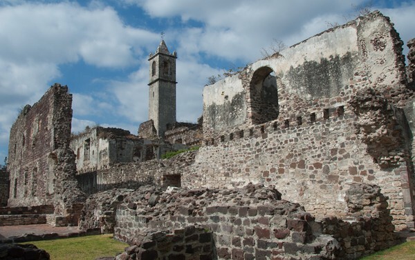 Convento & bell-tower - Santiago Apóstol (ruins)
