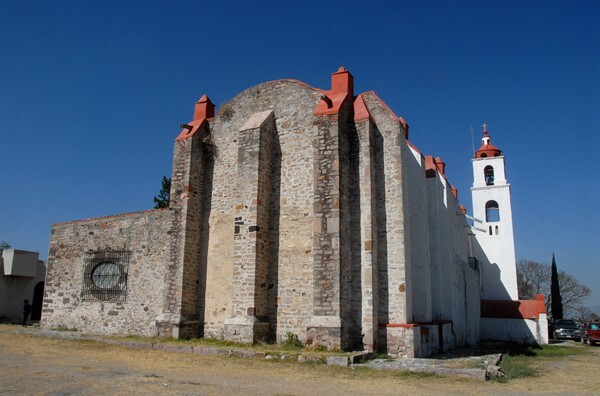 San Mateo, apse & bell-tower - Ixcuinquitlapilco, Hidalgo